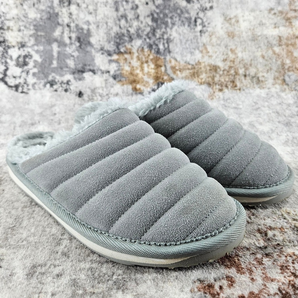 Minnetonka Womens Gray Faux Fur Lined Quilted Slipper Shoes Womens 7